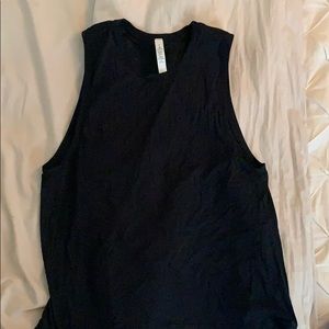 Black Lululemon shirt